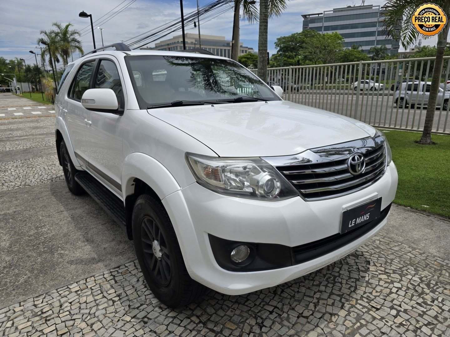 TOYOTA HILUX SW4 2.7 SR 7 LUGARES 4X2 16V FLEX 4P AUTOMÁTICO