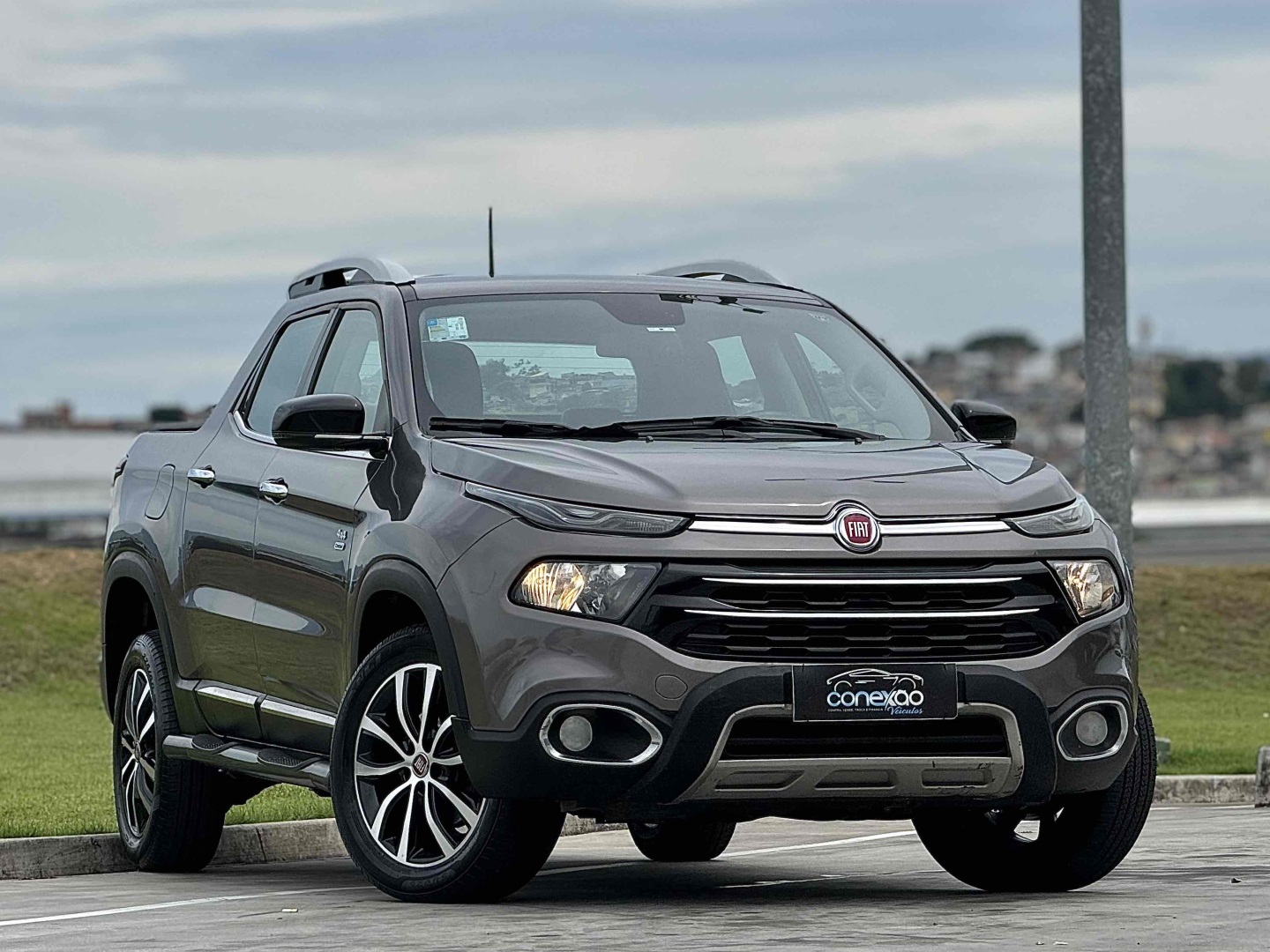 FIAT TORO 2.0 16V TURBO DIESEL VOLCANO 4WD AT9