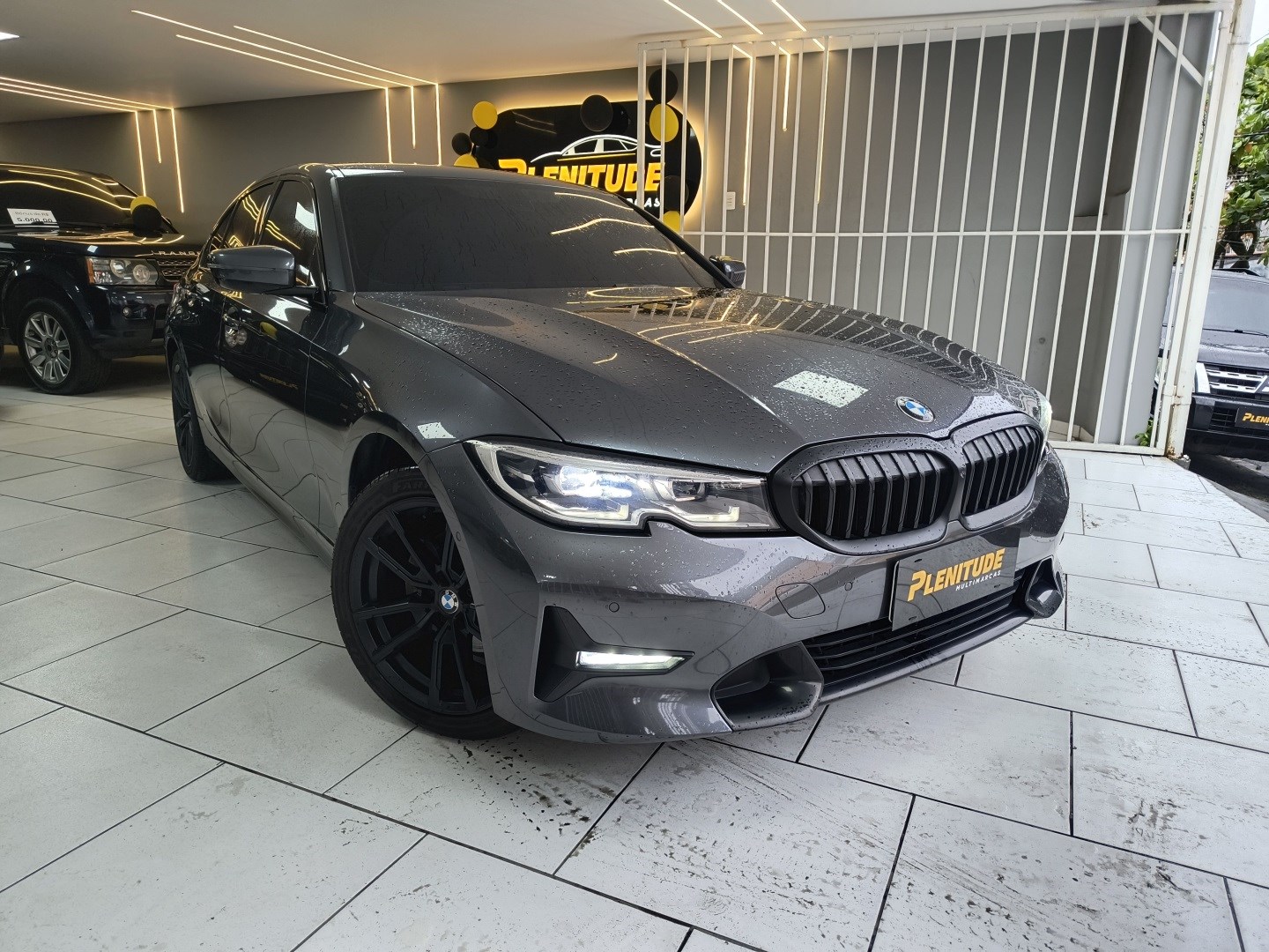 BMW 320i 2.0 16V TURBO GASOLINA SPORT AUTOMÁTICO