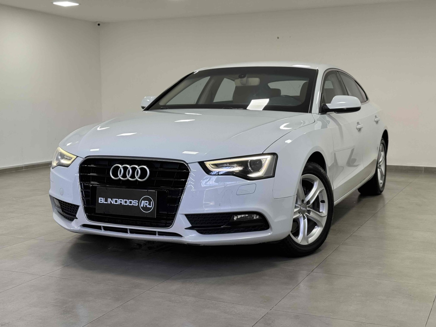 AUDI A5 1.8 TFSI SPORTBACK ATTRACTION 16V GASOLINA 4P MULTITRONIC