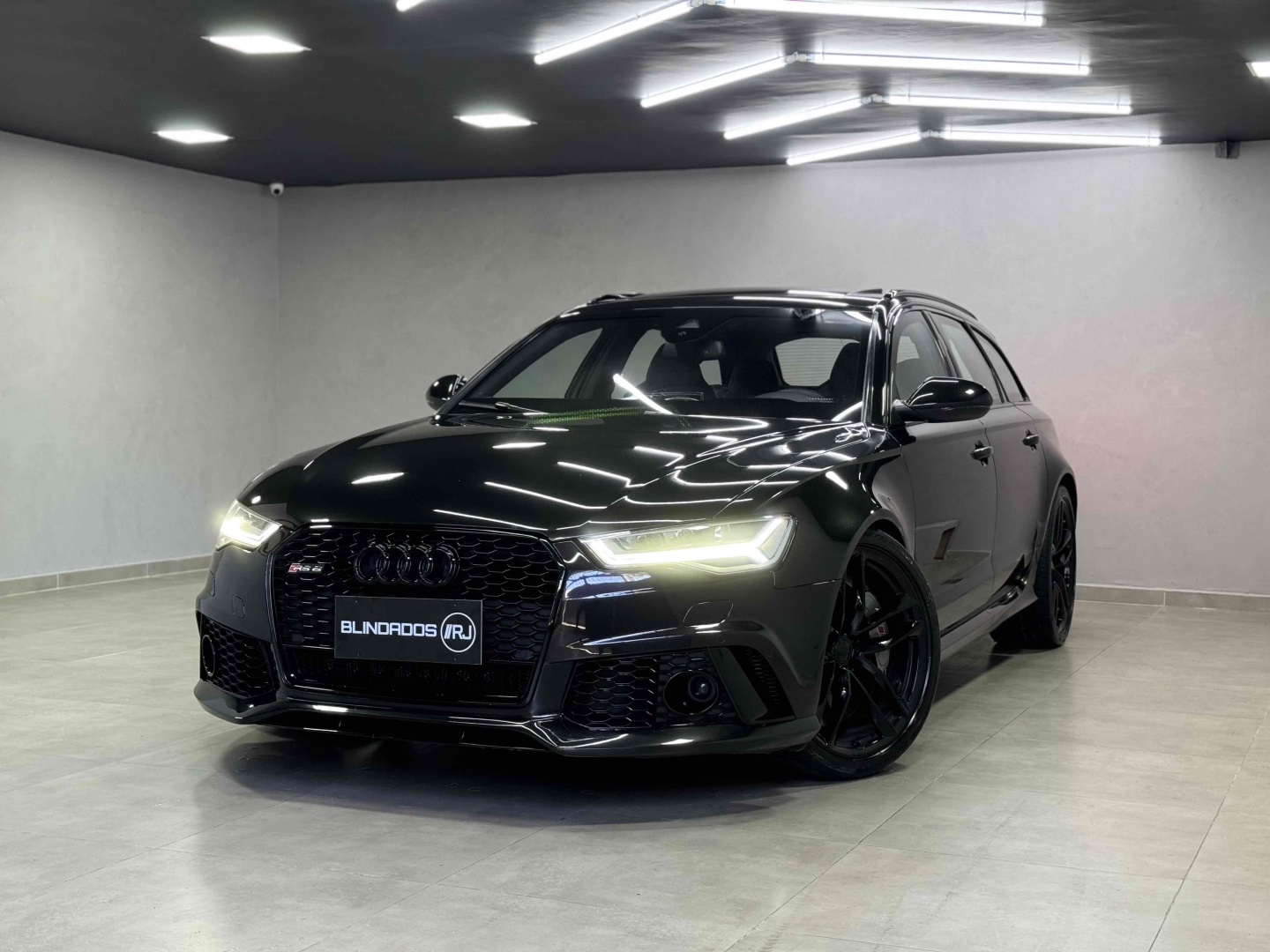 AUDI RS6 4.0 AVANT V8 32V BI-TURBO GASOLINA 4P TIPTRONIC