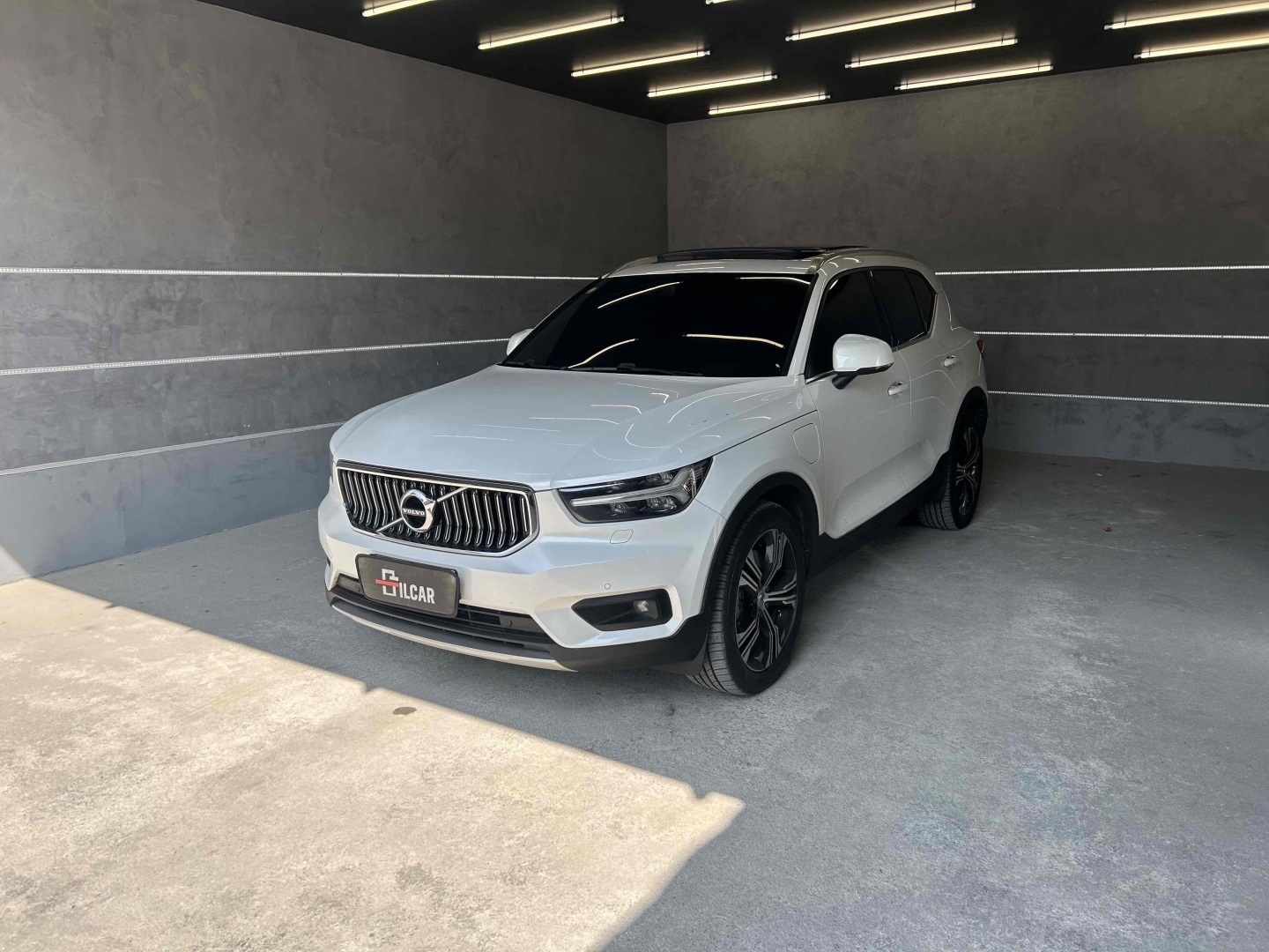 VOLVO XC40 1.5 T5 RECHARGE INSCRIPTION GEARTRONIC