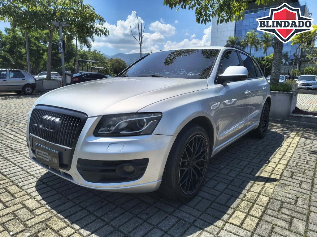 AUDI Q5 2.0 TFSI AMBIENTE 16V 211CV GASOLINA 4P AUTOMÁTICO