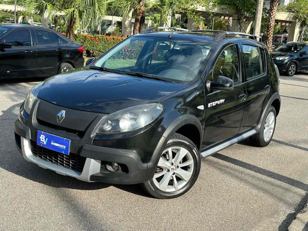 RENAULT SANDERO 1.6 STEPWAY 16V FLEX 4P AUTOMÁTICO