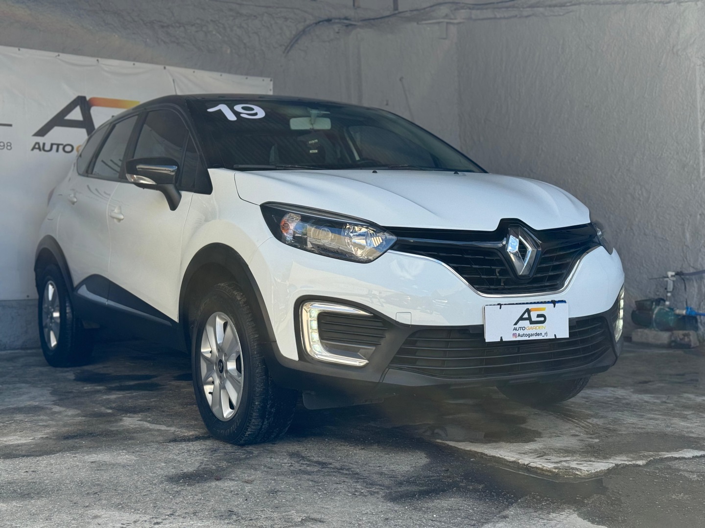 RENAULT CAPTUR 1.6 16V SCE FLEX LIFE X-TRONIC