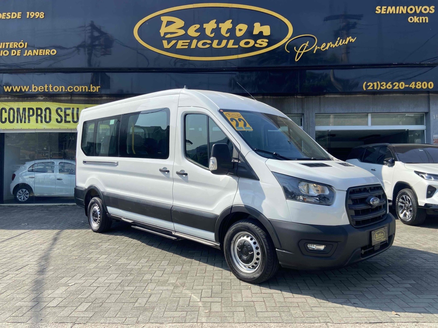 FORD TRANSIT 2.0 ECOBLUE DIESEL MINIBUS 14+1 410L MANUAL