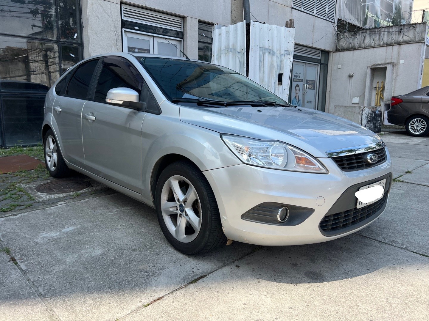 FORD FOCUS 2.0 GLX 16V FLEX 4P AUTOMÁTICO