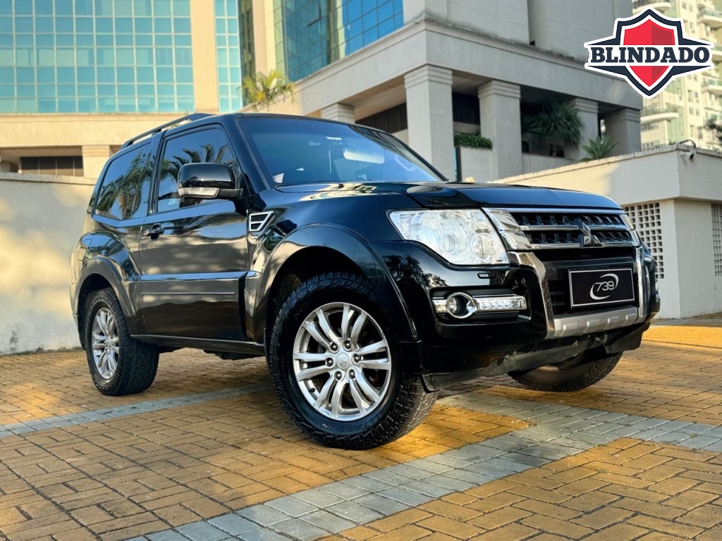 MITSUBISHI PAJERO FULL 3.8 HPE 4X4 V6 24V GASOLINA 2P AUTOMÁTICO