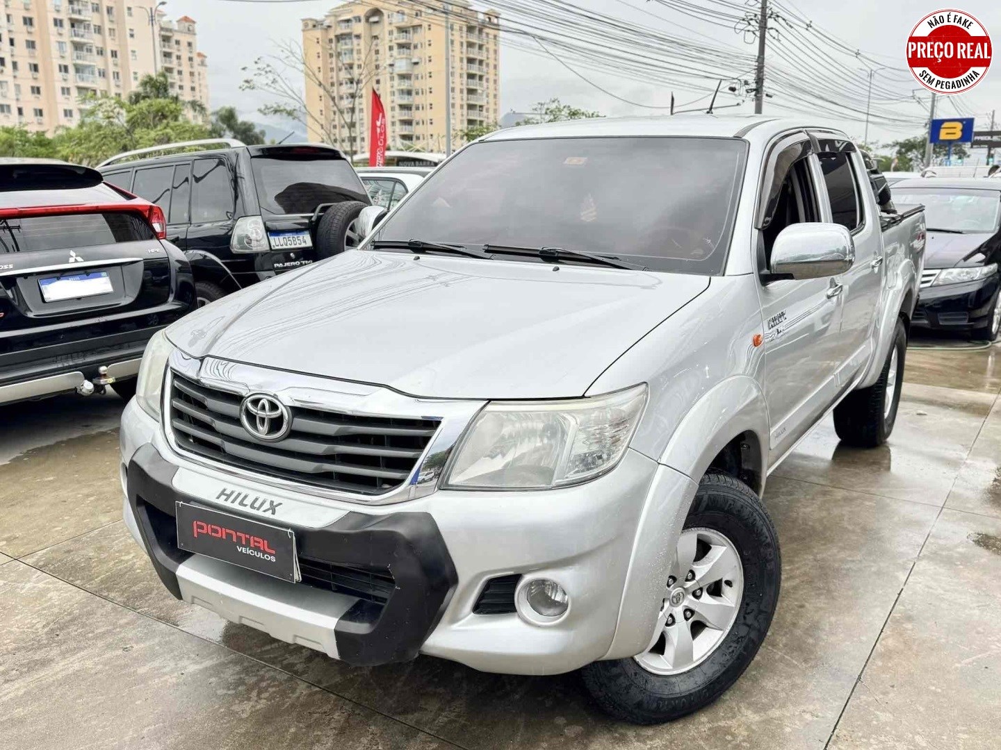 TOYOTA HILUX 2.7 SR 4X2 CD 16V FLEX 4P AUTOMÁTICO