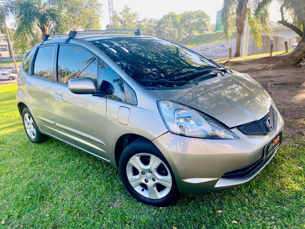 HONDA FIT 1.4 LX 16V FLEX 4P AUTOMÁTICO