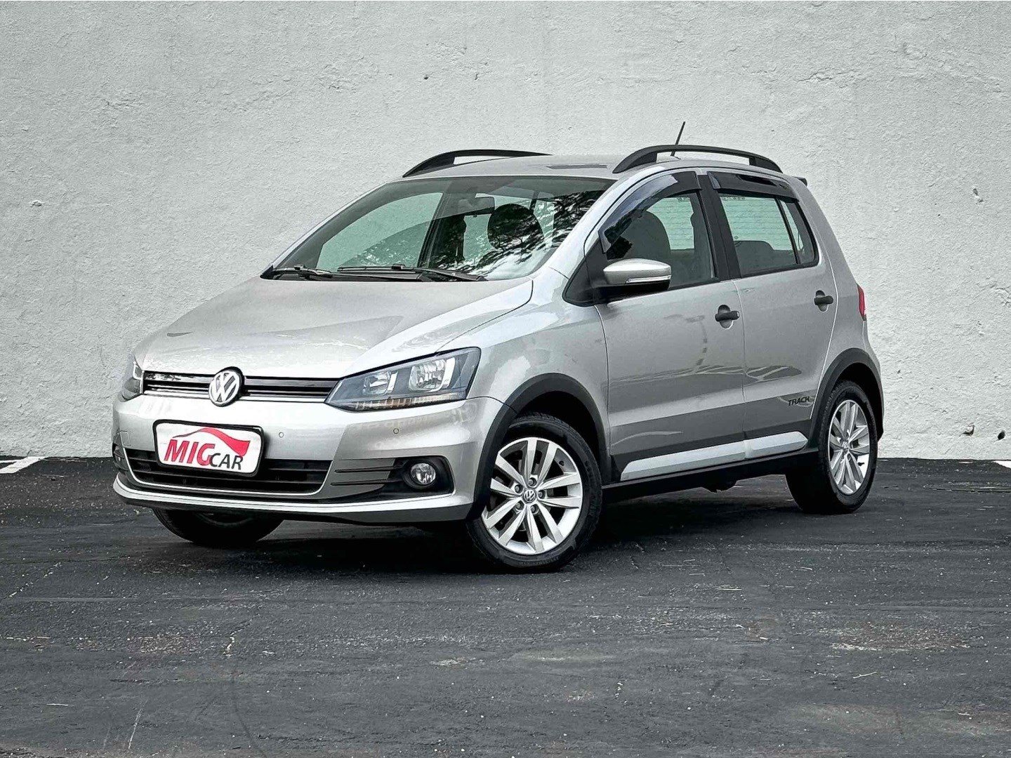 VOLKSWAGEN FOX 1.0 MPI TRACK 12V FLEX 4P MANUAL