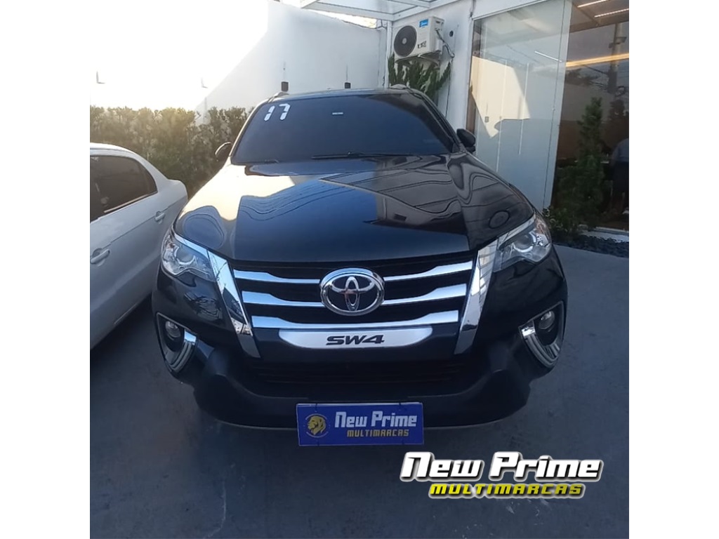 TOYOTA HILUX SW4 2.7 SR 7 LUGARES 4X2 16V FLEX 4P AUTOMÁTICO