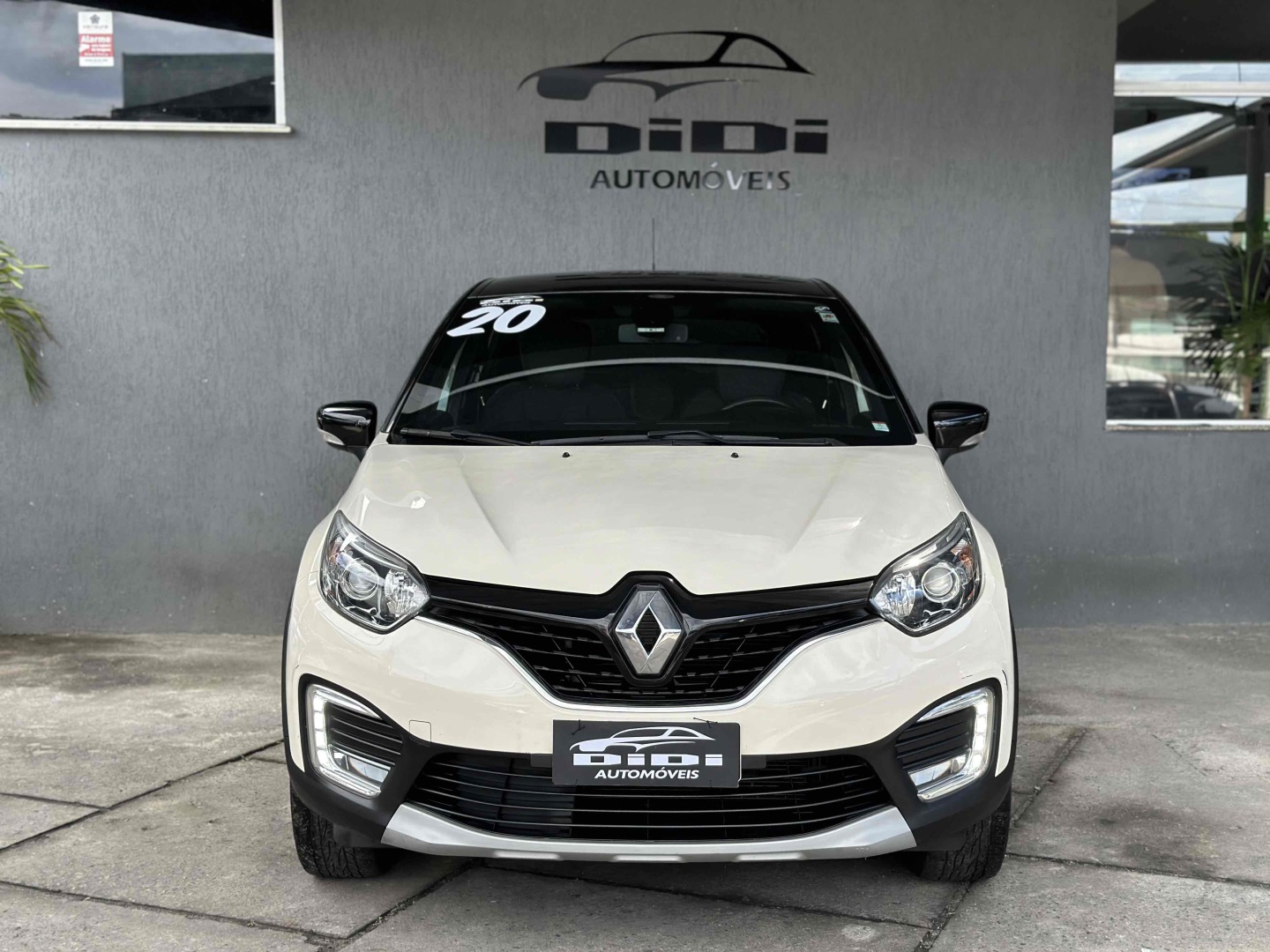 RENAULT CAPTUR 1.6 16V SCE FLEX INTENSE X-TRONIC