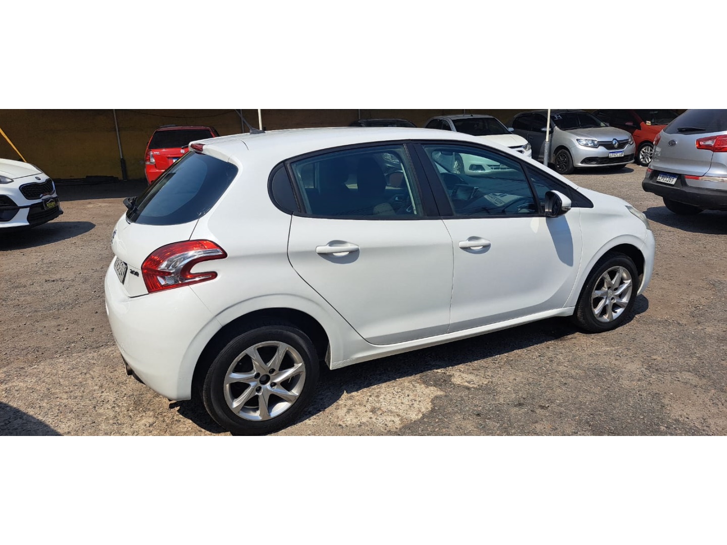 PEUGEOT 208 1.5 ACTIVE 8V FLEX 4P MANUAL