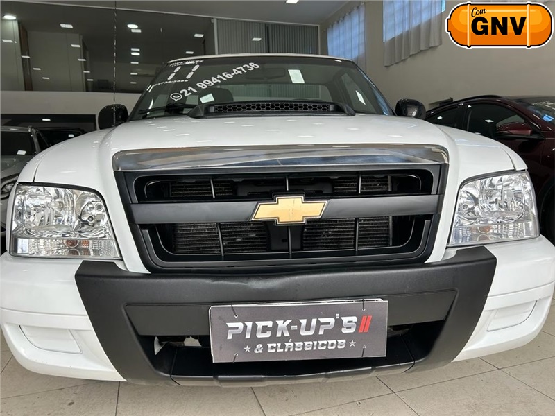 CHEVROLET S10 2.4 MPFI ADVANTAGE 4X2 CS 8V FLEX 2P MANUAL