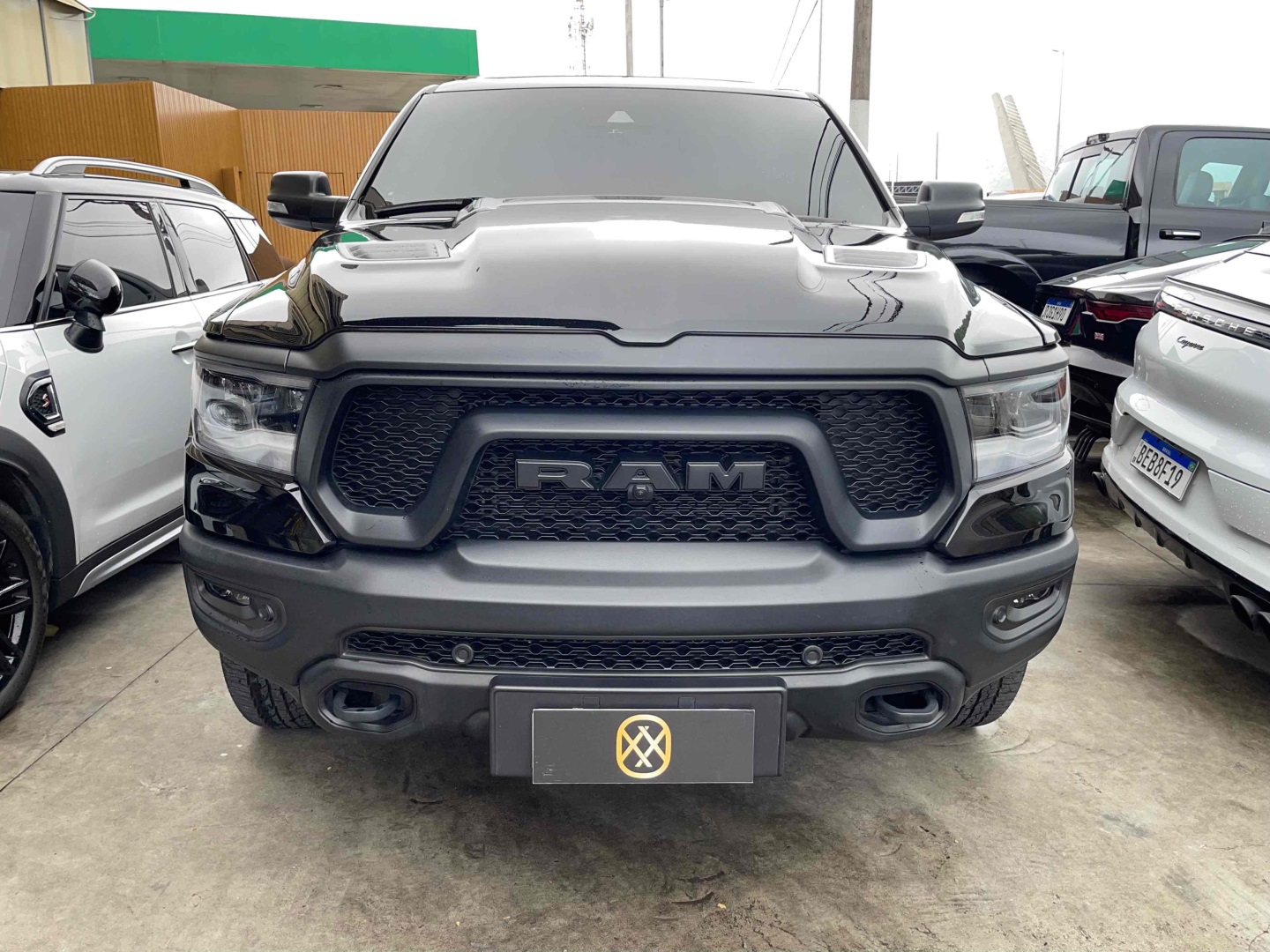 RAM 1500 5.7 V8 GASOLINA REBEL CD 4X4 AUTOMÁTICO