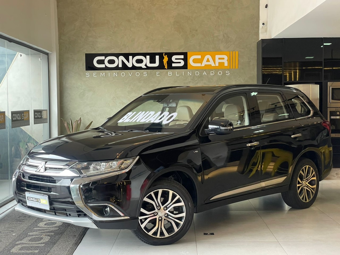 MITSUBISHI OUTLANDER 3.0 GT 4X4 V6 24V GASOLINA 4P AUTOMÁTICO