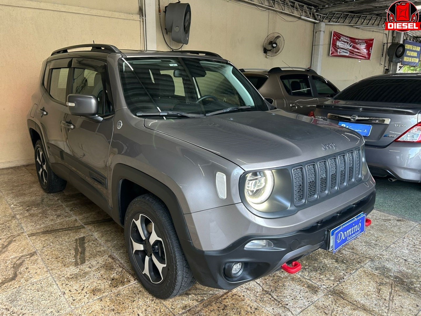 JEEP RENEGADE 2.0 16V TURBO DIESEL TRAILHAWK 4P 4X4 AUTOMÁTICO