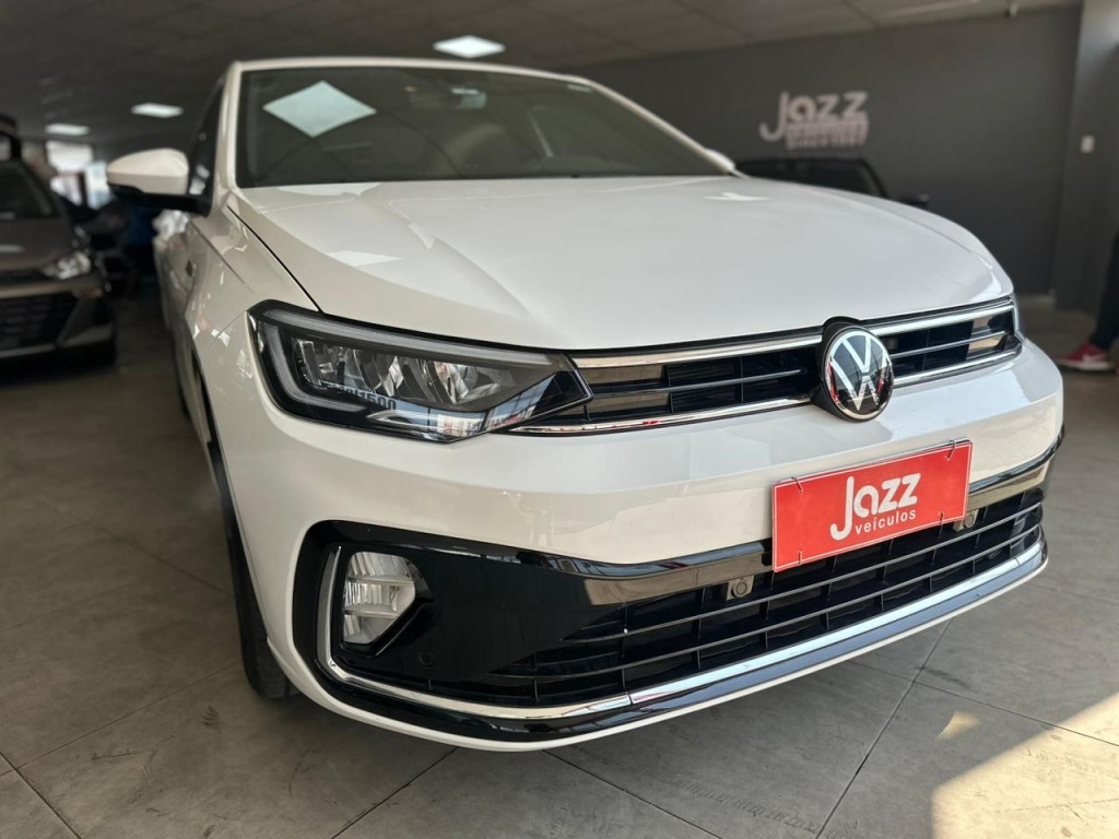 VOLKSWAGEN VIRTUS 1.0 200 TSI HIGHLINE AUTOMÁTICO