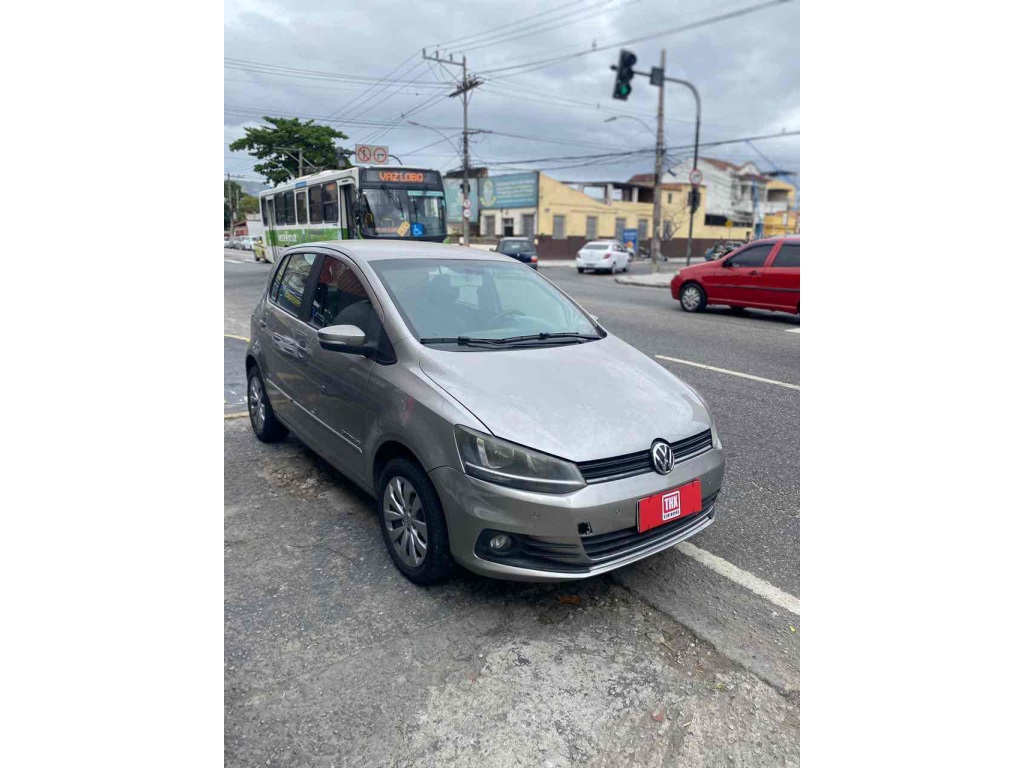 VOLKSWAGEN FOX 1.6 MSI COMFORTLINE 8V FLEX 4P MANUAL