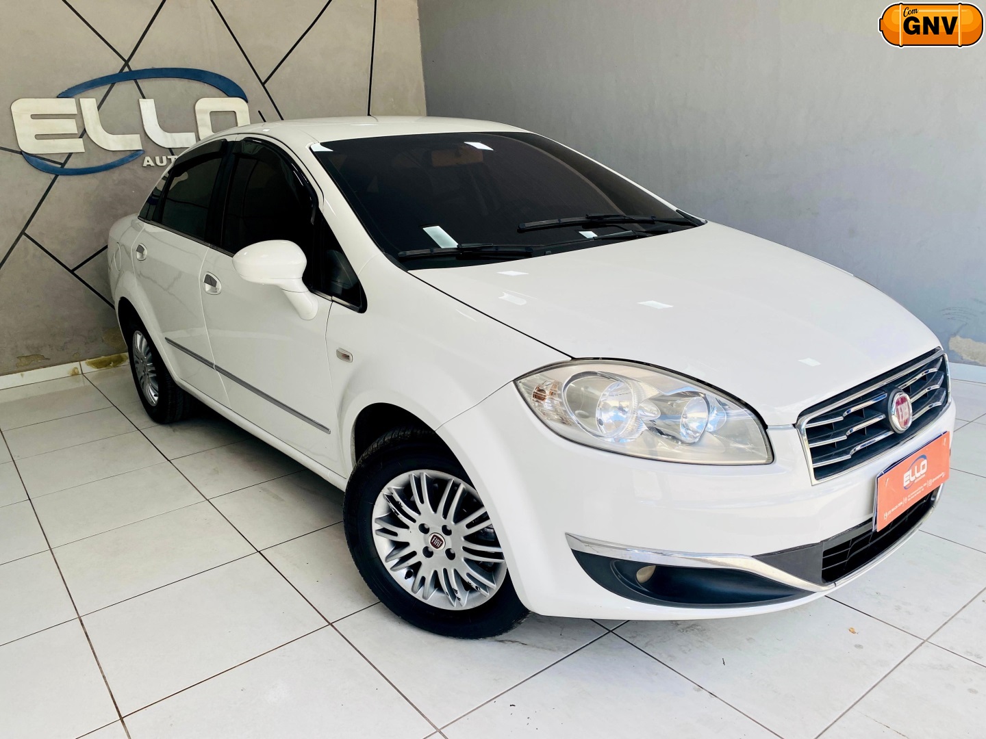 FIAT LINEA 1.8 ESSENCE 16V FLEX 4P AUTOMATIZADO