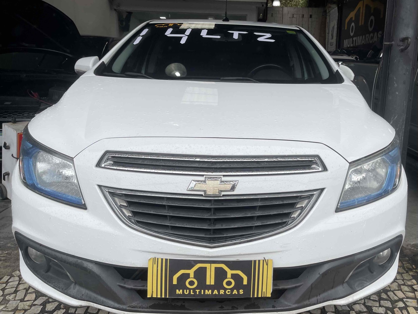 CHEVROLET ONIX 1.4 MPFI LTZ 8V FLEX 4P AUTOMÁTICO