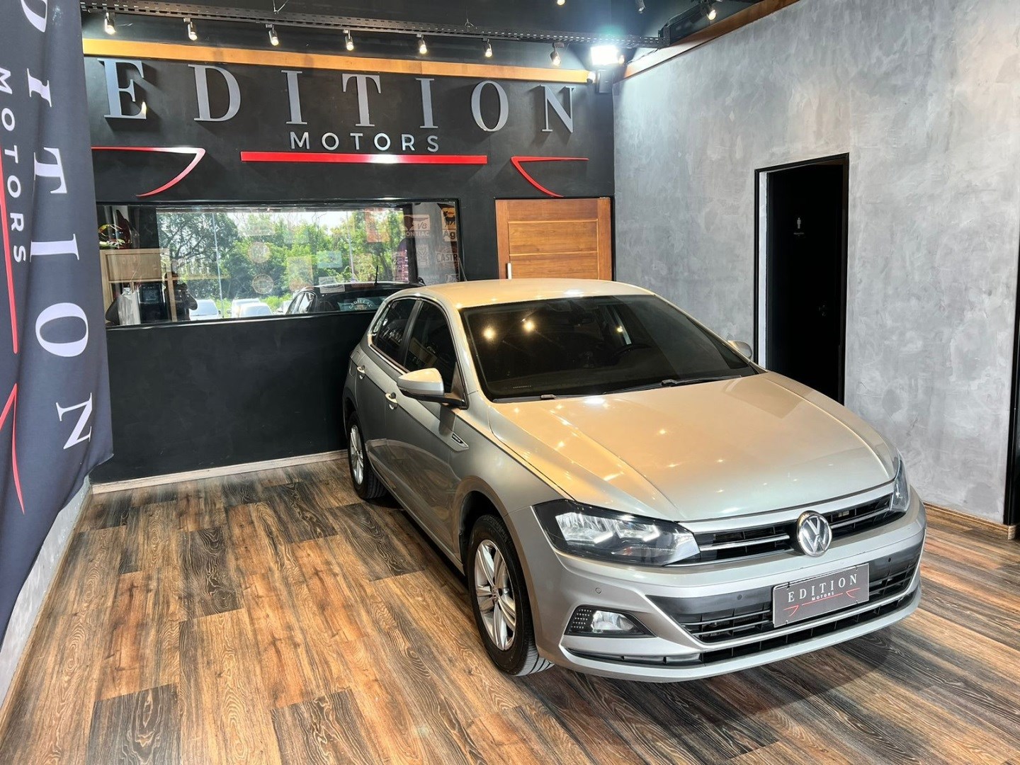 VOLKSWAGEN POLO 1.0 200 TSI COMFORTLINE AUTOMÁTICO