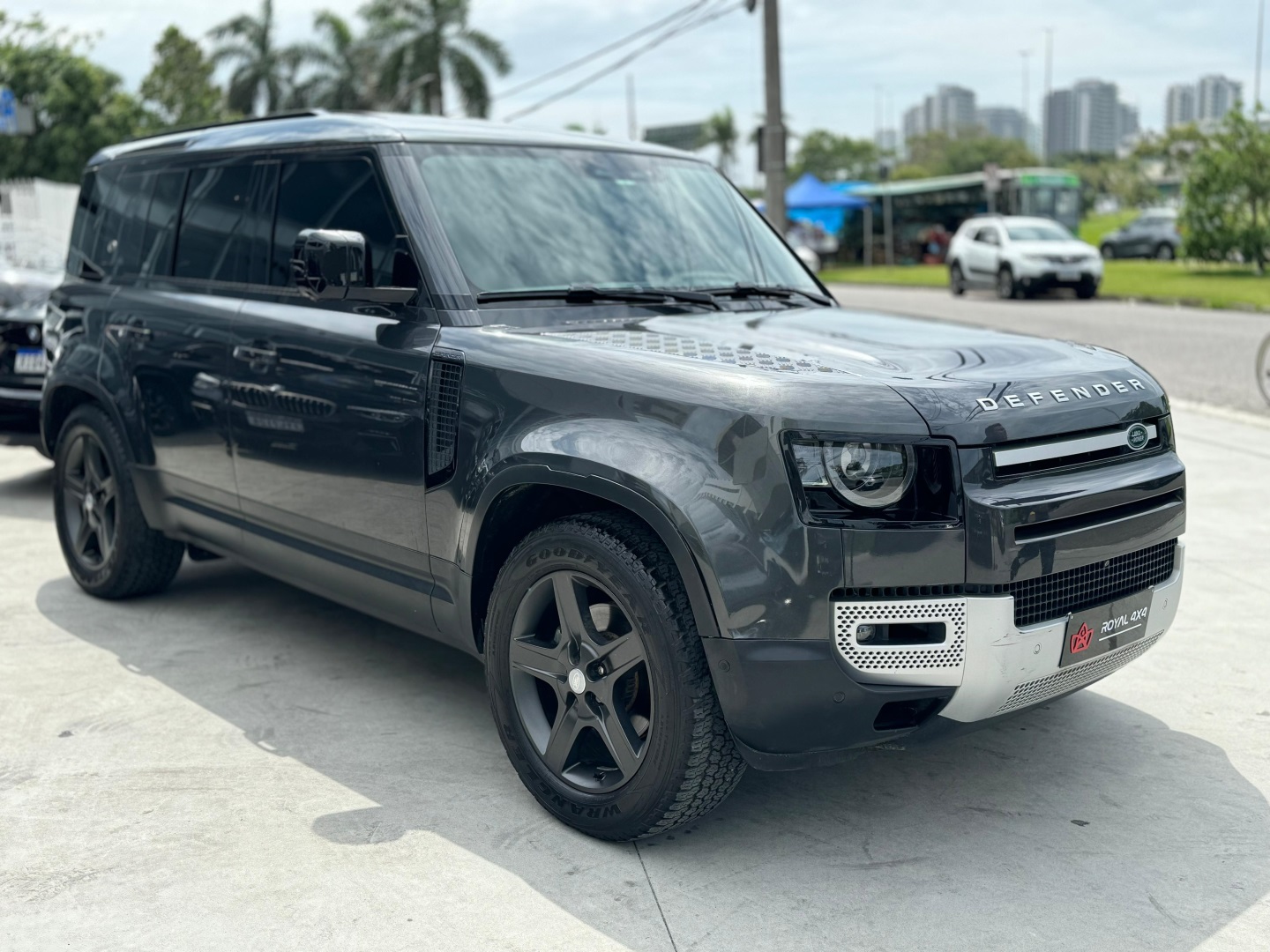 LAND ROVER DEFENDER 2.0 P300 GASOLINA 110 SE AWD AUTOMÁTICO