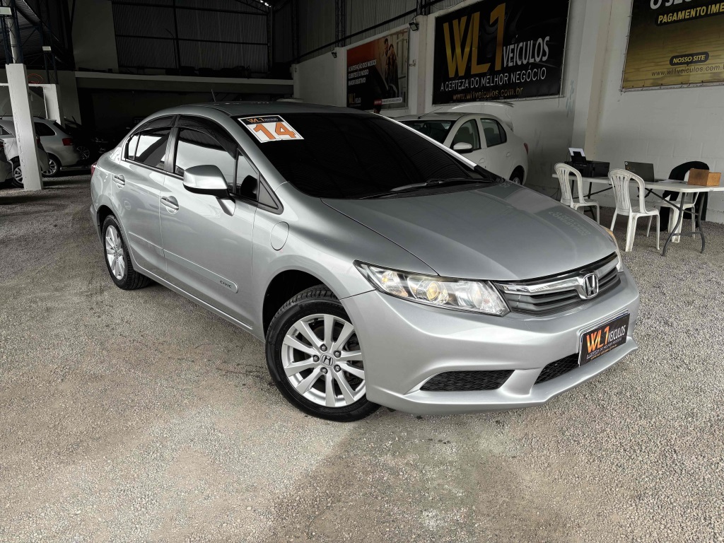 HONDA CIVIC 1.8 LXS 16V FLEX 4P AUTOMÁTICO