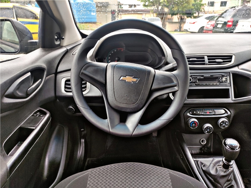 Chevrolet Onix 1.4 Mpfi Lt 8v Flex 4p Manual Preto Flex 2017 Usado -  Interior Carro
