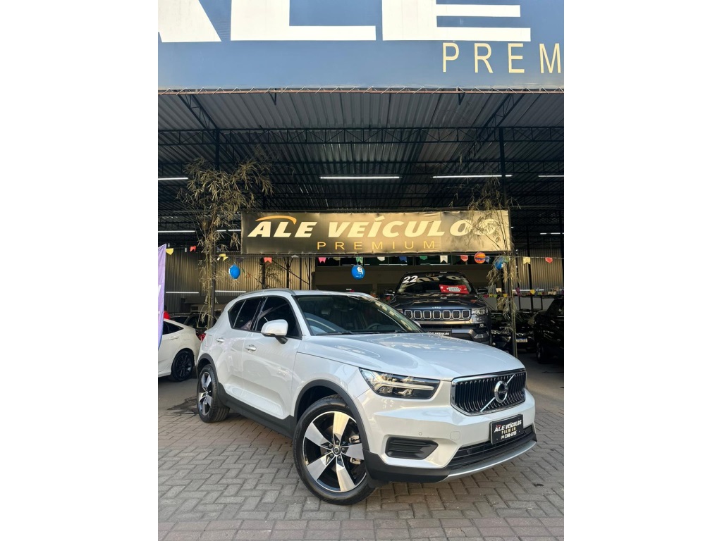 VOLVO XC 40 2.0 T5 GASOLINA MOMENTUM AWD GEARTRONIC