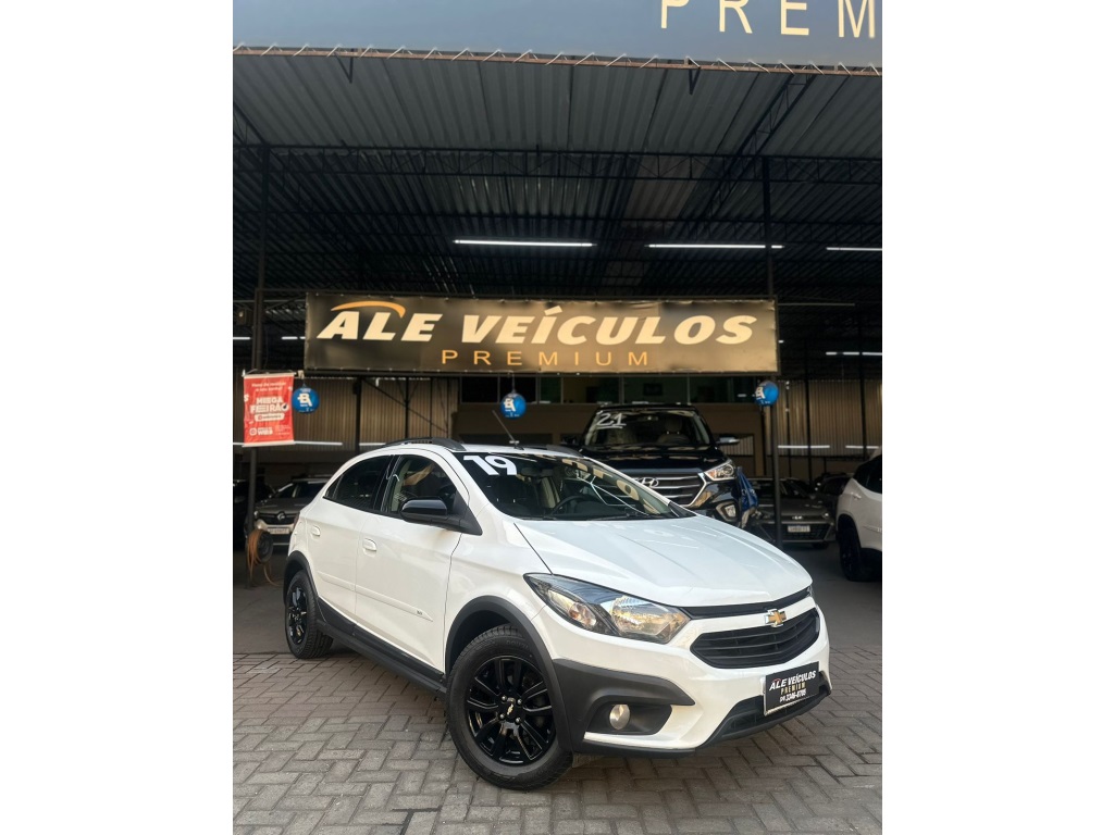 CHEVROLET ONIX 1.4 MPFI ACTIV 8V FLEX 4P AUTOMÁTICO