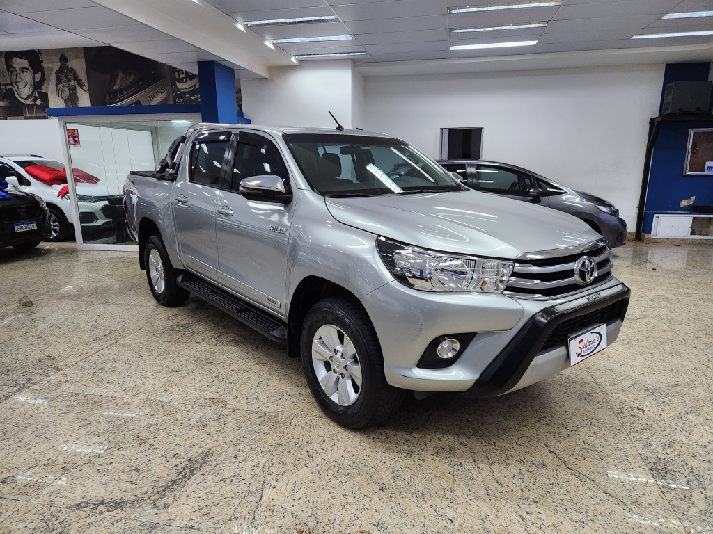 TOYOTA HILUX 2.8 SRV 4X4 CD 16V DIESEL 4P AUTOMÁTICO