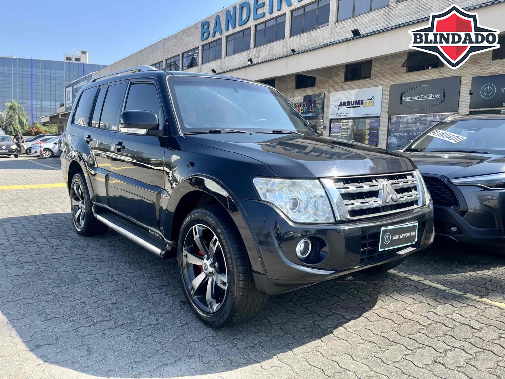 MITSUBISHI PAJERO FULL 3.2 HPE 4X4 16V TURBO INTERCOOLER DIESEL 4P AUTOMÁTICO