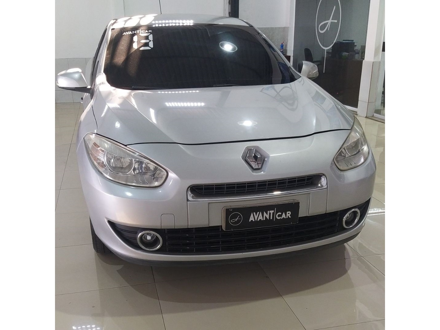 RENAULT FLUENCE 2.0 DYNAMIQUE 16V FLEX 4P AUTOMÁTICO