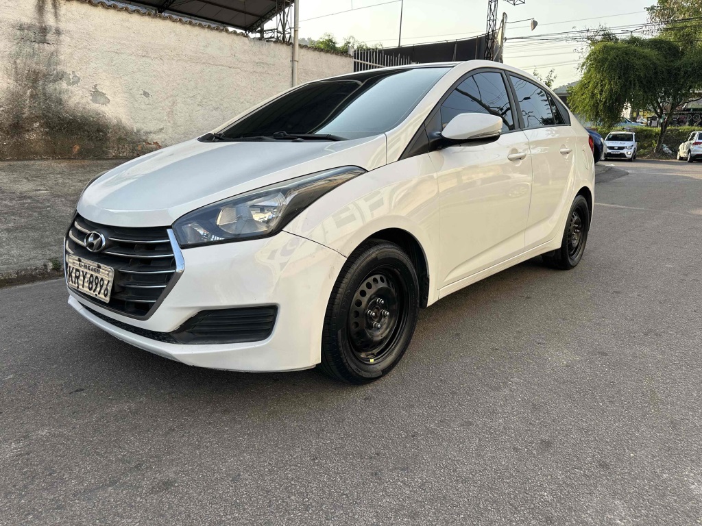 HYUNDAI HB20S 1.0 COMFORT PLUS 12V FLEX 4P MANUAL