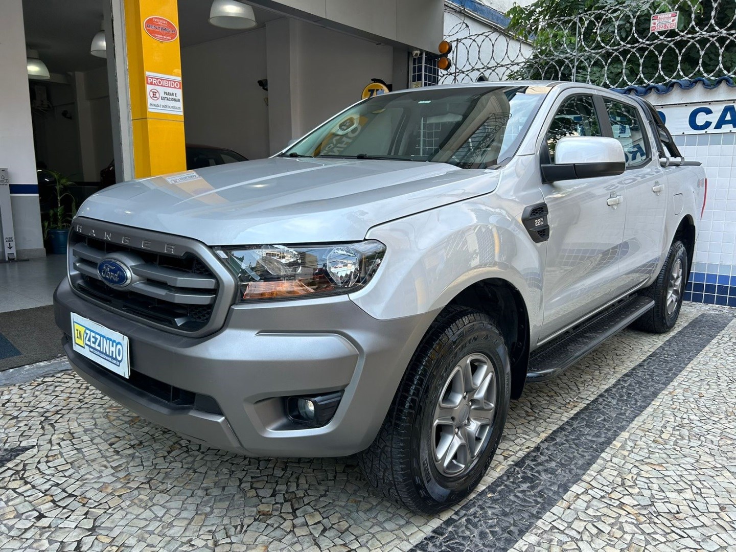 FORD RANGER 2.2 XLS 4X4 CD 16V DIESEL 4P AUTOMÁTICO