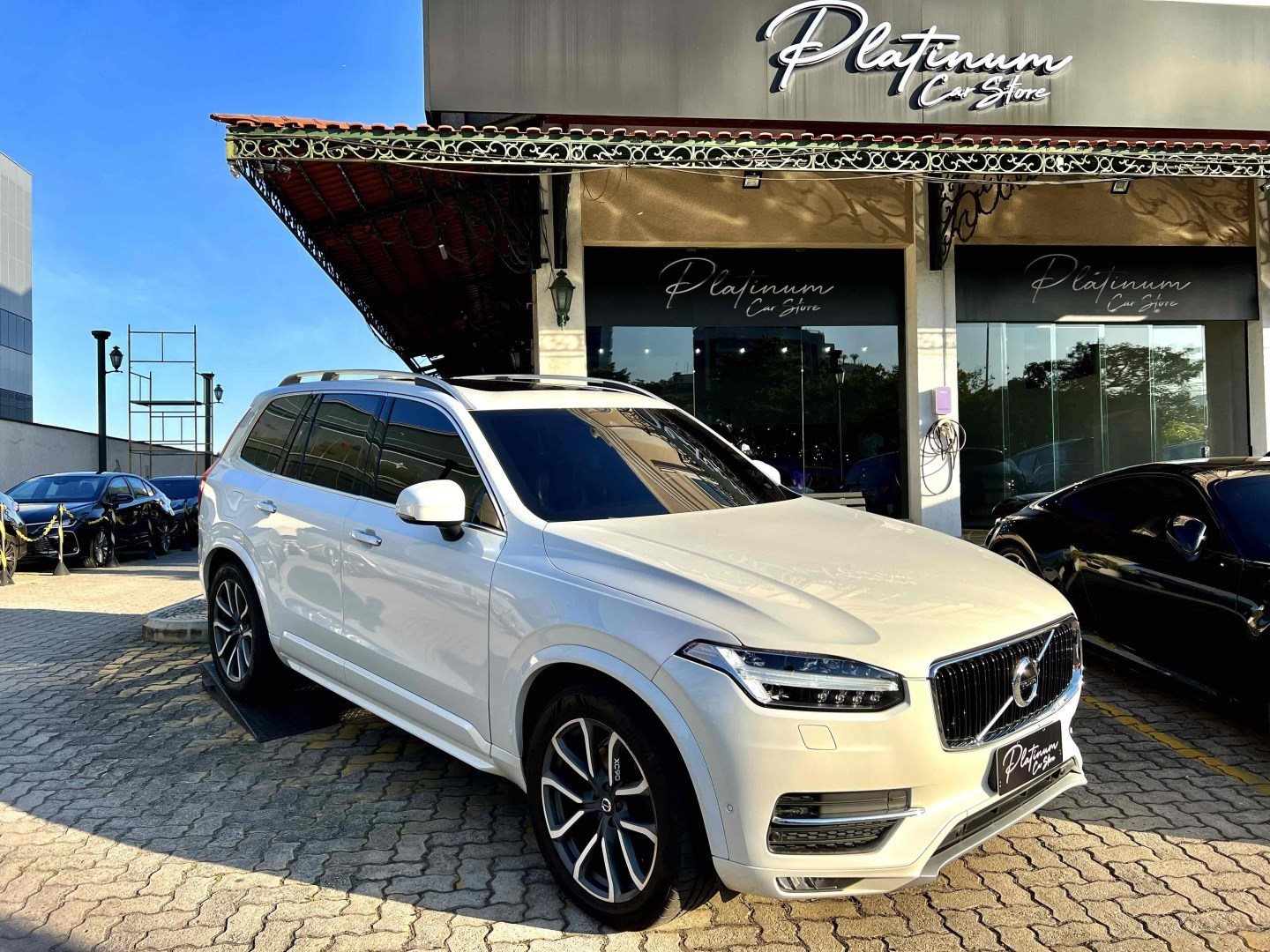 VOLVO XC90 2.0 D5 DIESEL MOMENTUM AWD GEARTRONIC