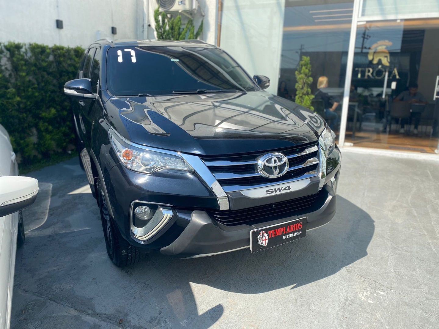 TOYOTA HILUX SW4 2.7 SR 7 LUGARES 4X2 16V FLEX 4P AUTOMÁTICO