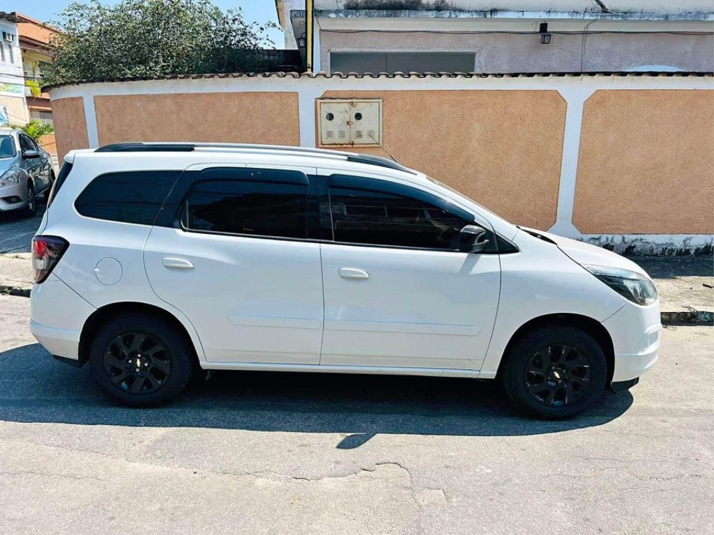 CHEVROLET SPIN 1.8 LT 8V FLEX 4P AUTOMÁTICO