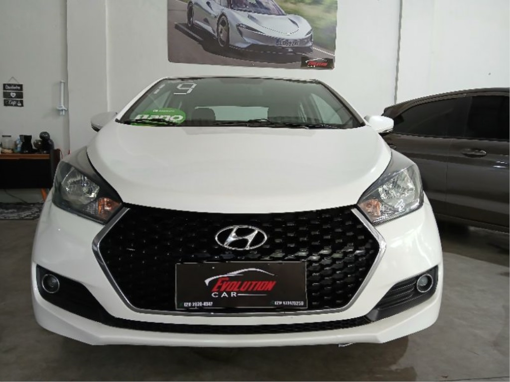 HYUNDAI HB20S 1.0 COMFORT PLUS 12V FLEX 4P MANUAL