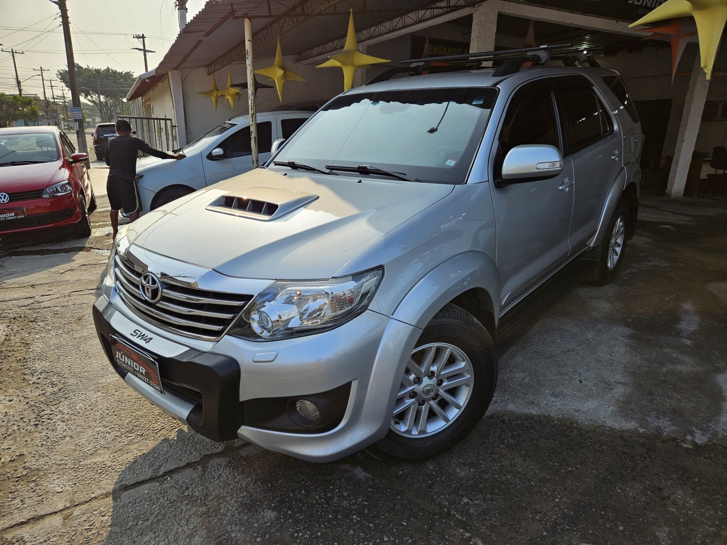 TOYOTA HILUX SW4 3.0 SRV 4X4 7 LUGARES 16V TURBO INTERCOOLER DIESEL 4P AUTOMÁTICO