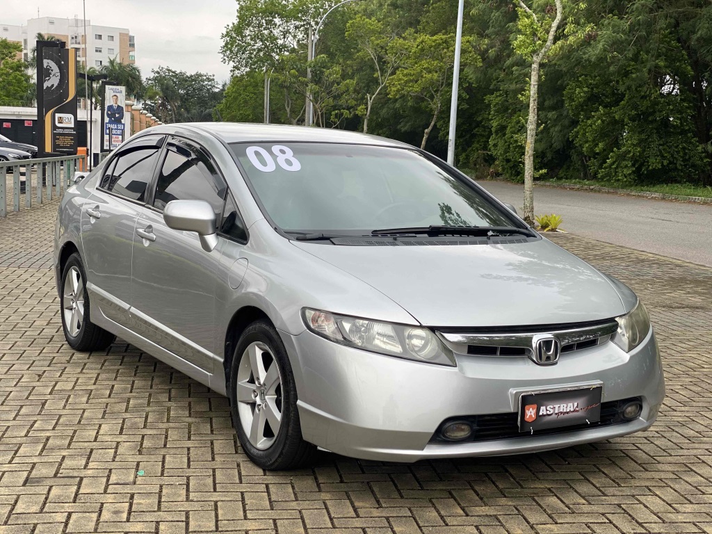 HONDA CIVIC 1.8 LXS 16V FLEX 4P AUTOMÁTICO