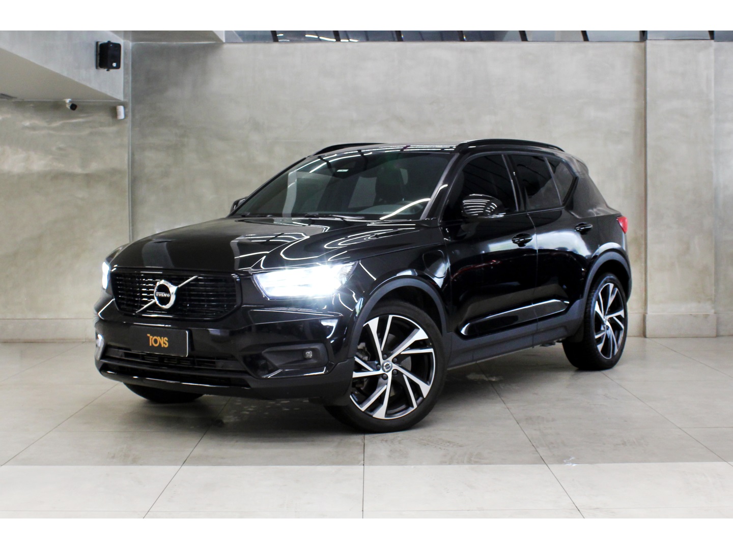 VOLVO XC40 1.5 T5 HYBRID R-DESIGN FWD GEARTRONIC