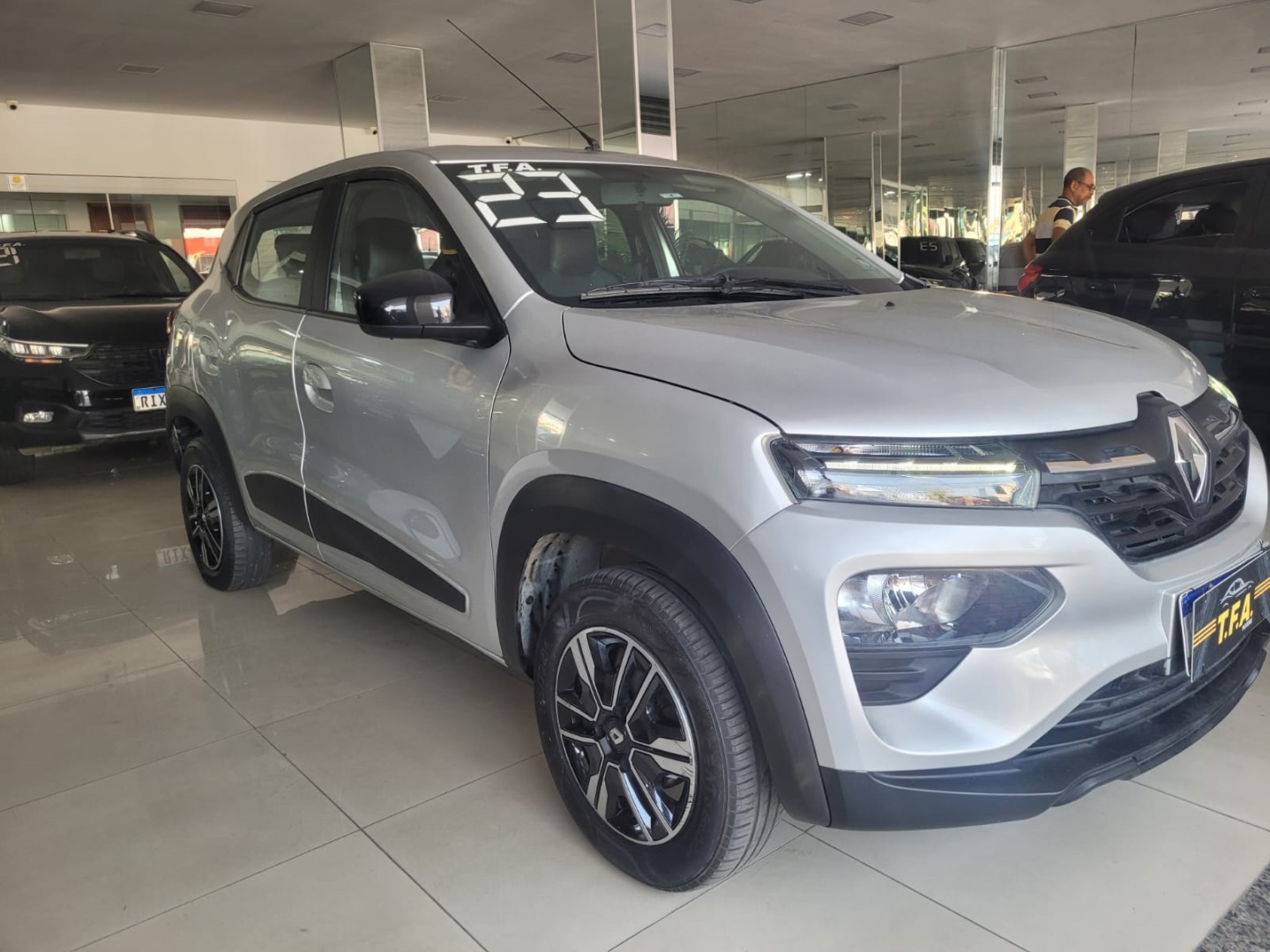 RENAULT KWID 1.0 12V SCE FLEX INTENSE MANUAL