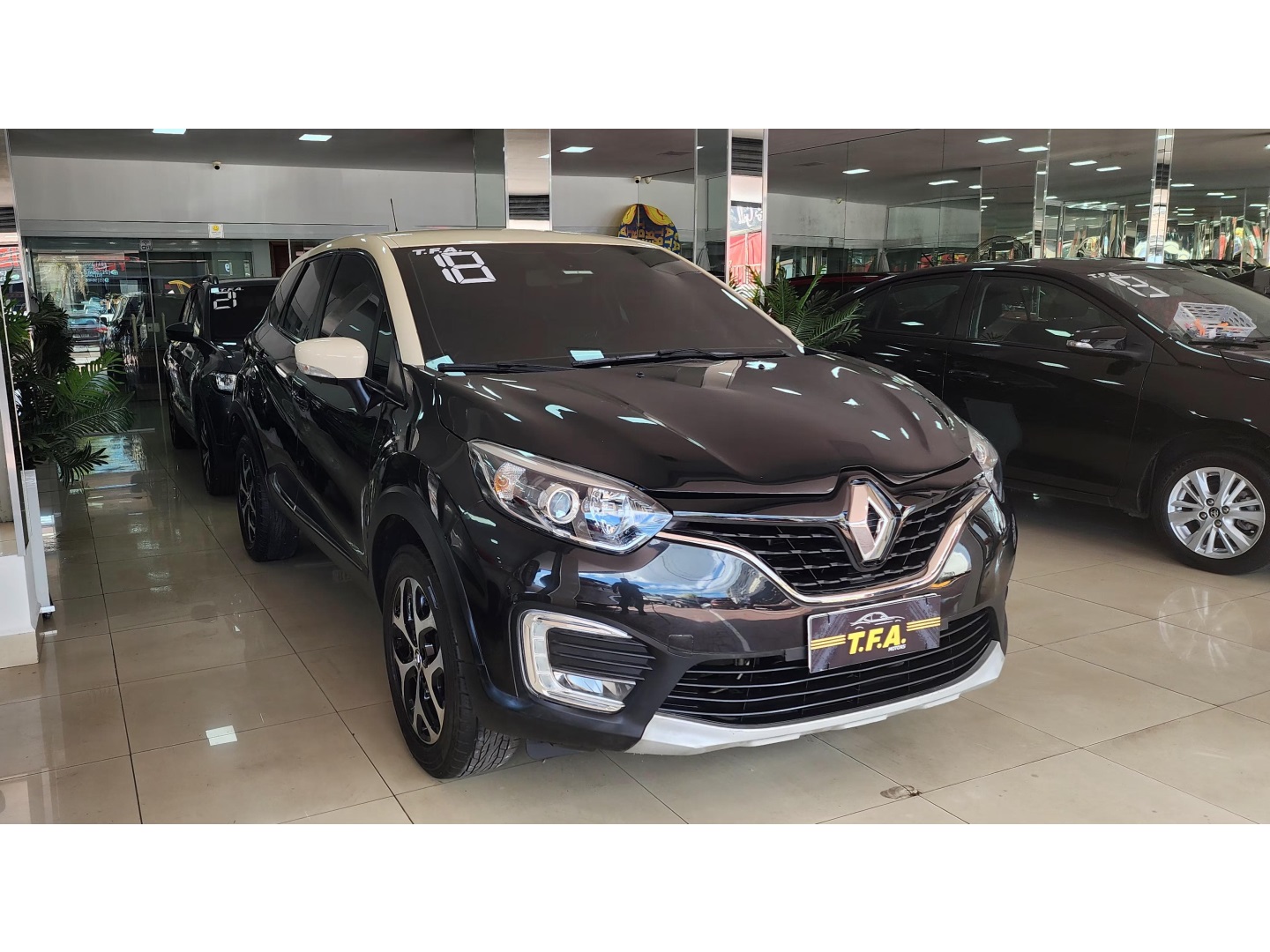 RENAULT CAPTUR 1.6 16V SCE FLEX INTENSE X-TRONIC