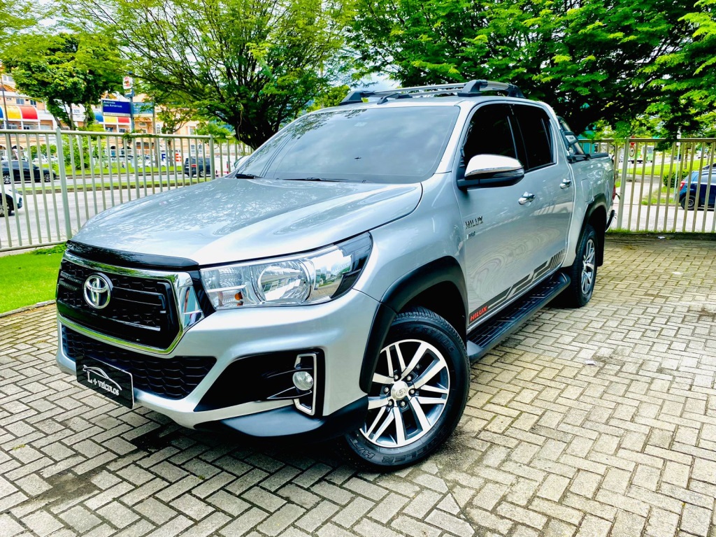 TOYOTA HILUX 2.7 SRV 4X2 CD 16V FLEX 4P AUTOMÁTICO