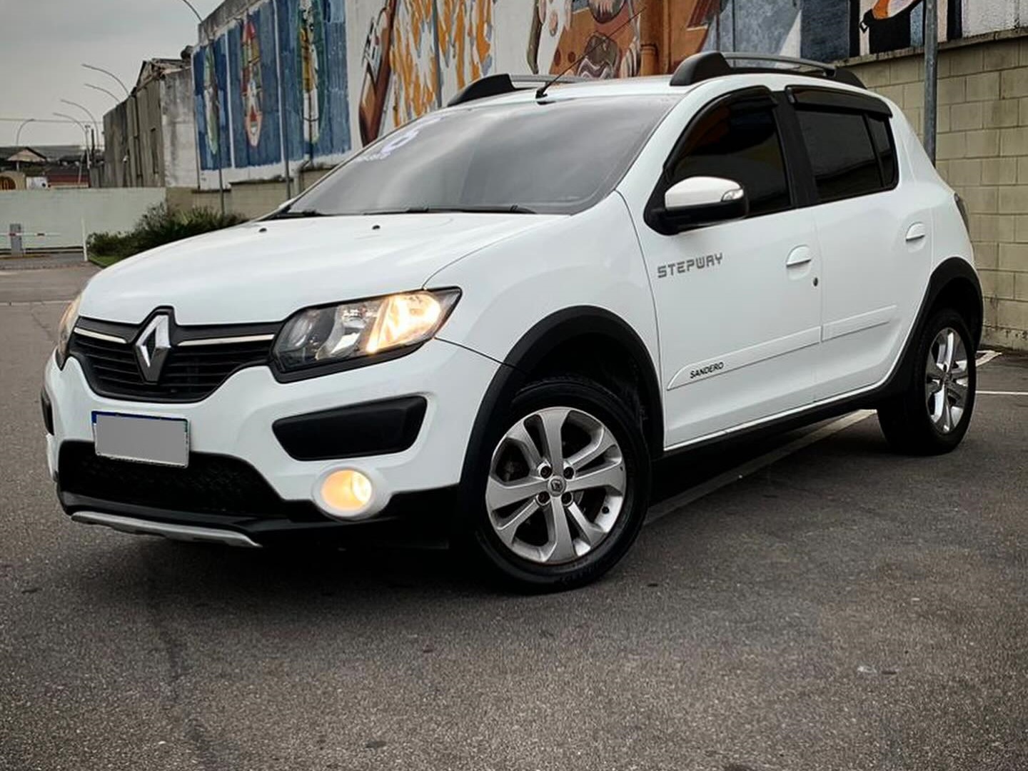 RENAULT SANDERO 1.6 STEPWAY RIP CURL 8V FLEX 4P AUTOMATIZADO