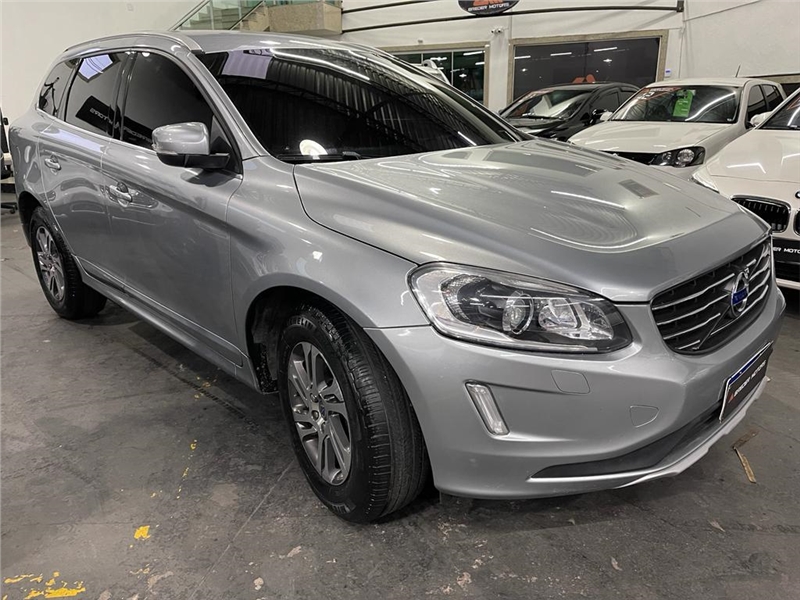 VOLVO XC60 2.0 T5 COMFORT FWD TURBO GASOLINA 4P AUTOMÁTICO