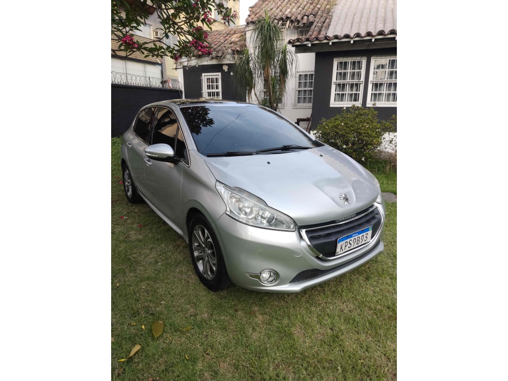 PEUGEOT 208 1.6 GRIFFE 16V FLEX 4P AUTOMÁTICO